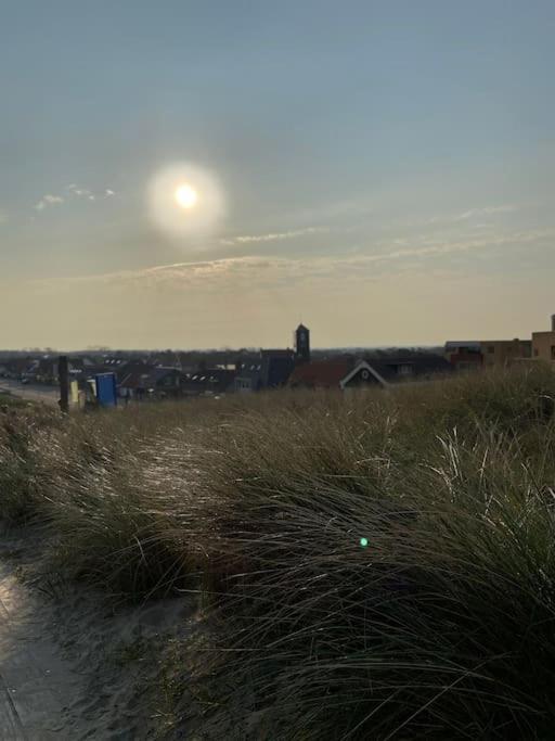 Strandhuisje Freek, 900 M Van Zee En Strand Callantsoog Dış mekan fotoğraf